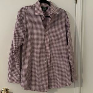 Men’a collared dress shirt.
